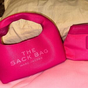 Marc Jacob’s mini sack bag!